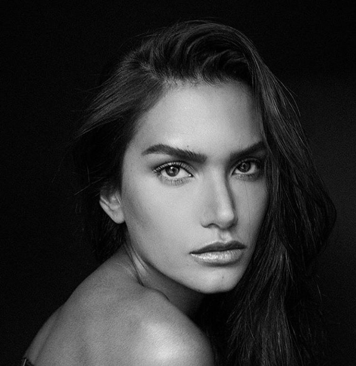 مدل سیاه قلم